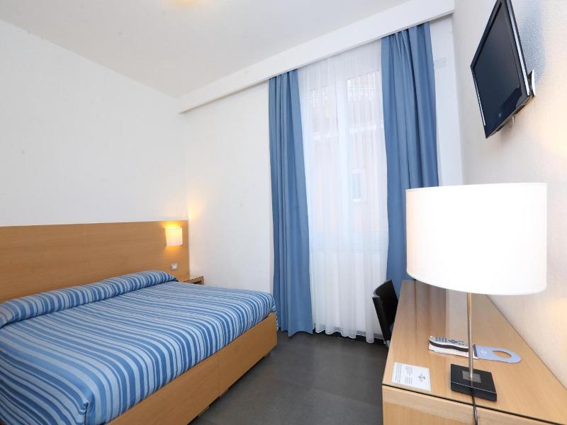 Hotel Genova image