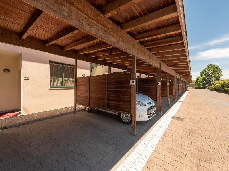 Futura Motel image