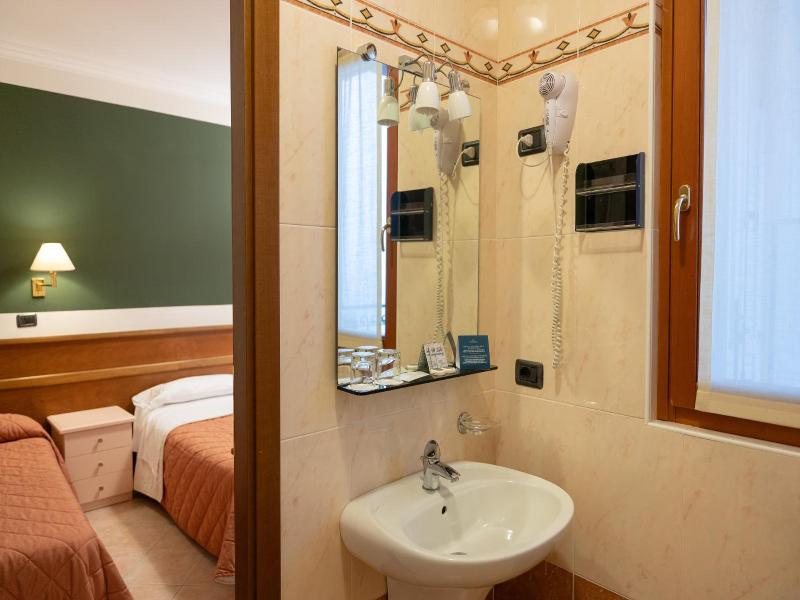 Hotel Romagna image