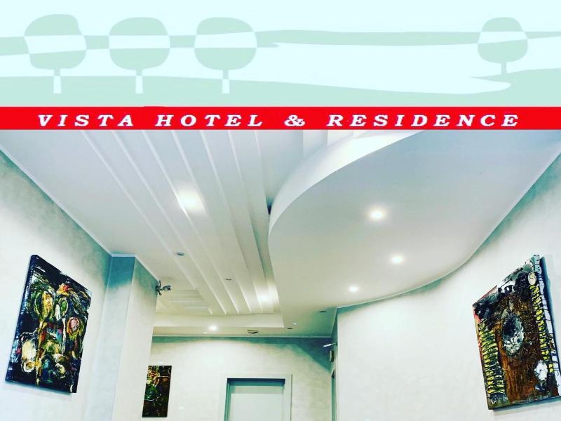 Vista Hotel & Residence image