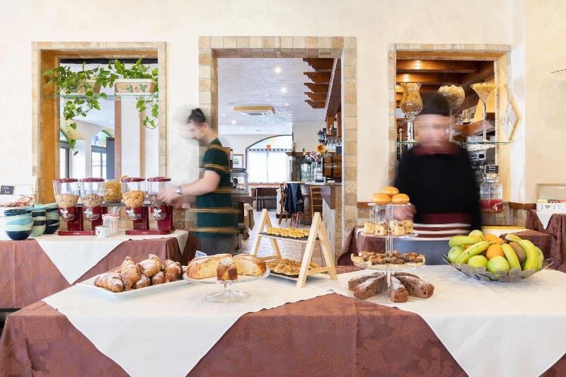 Casa & Ristorante Merano Bibione Spiaggia image
