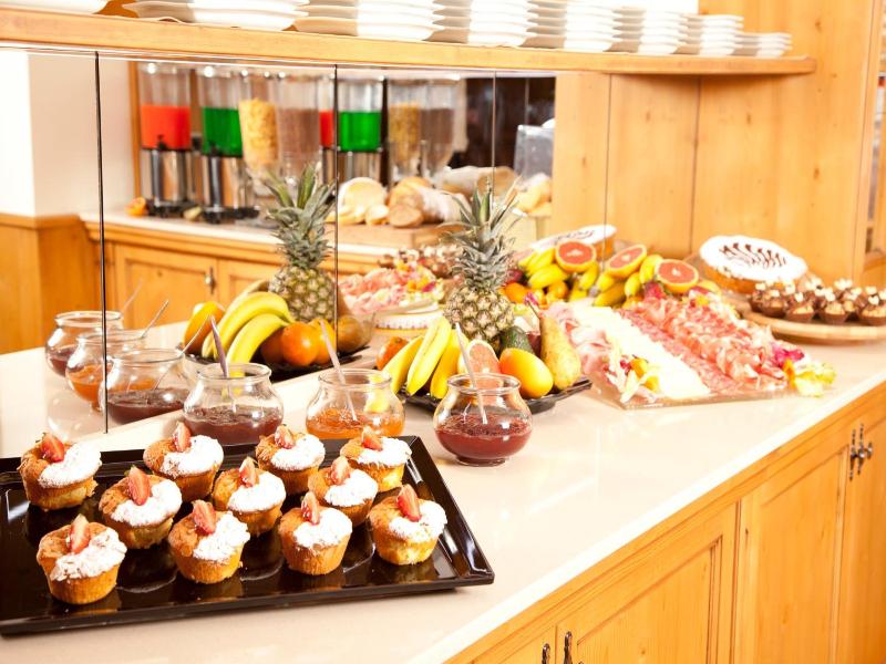 Alpine Charme & Wellness Hotel Europeo image