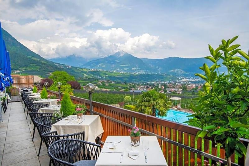 Hotel Residence Restaurant Mavie image