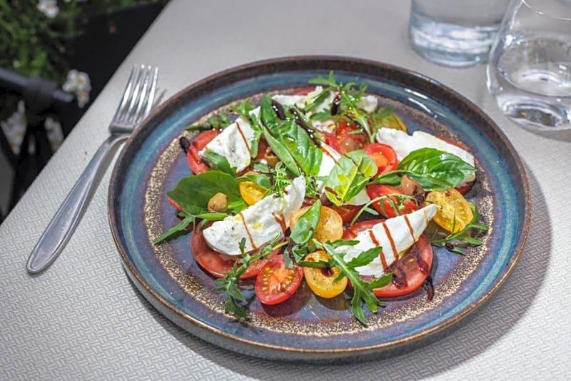 Hotel Residence Restaurant Mavie image