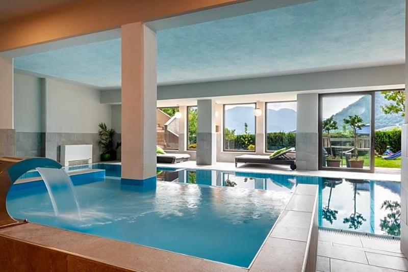Hotel Residence Restaurant Mavie image