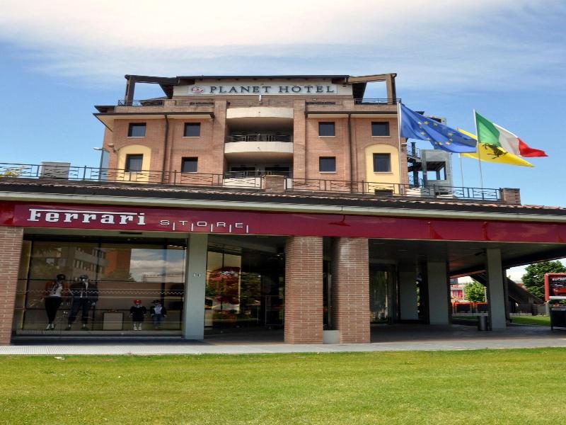 Planet Hotel image