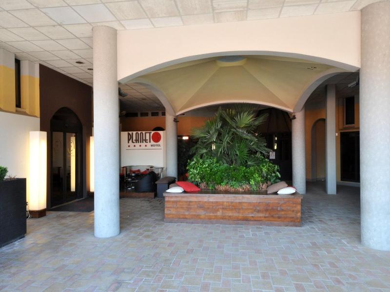 Planet Hotel image
