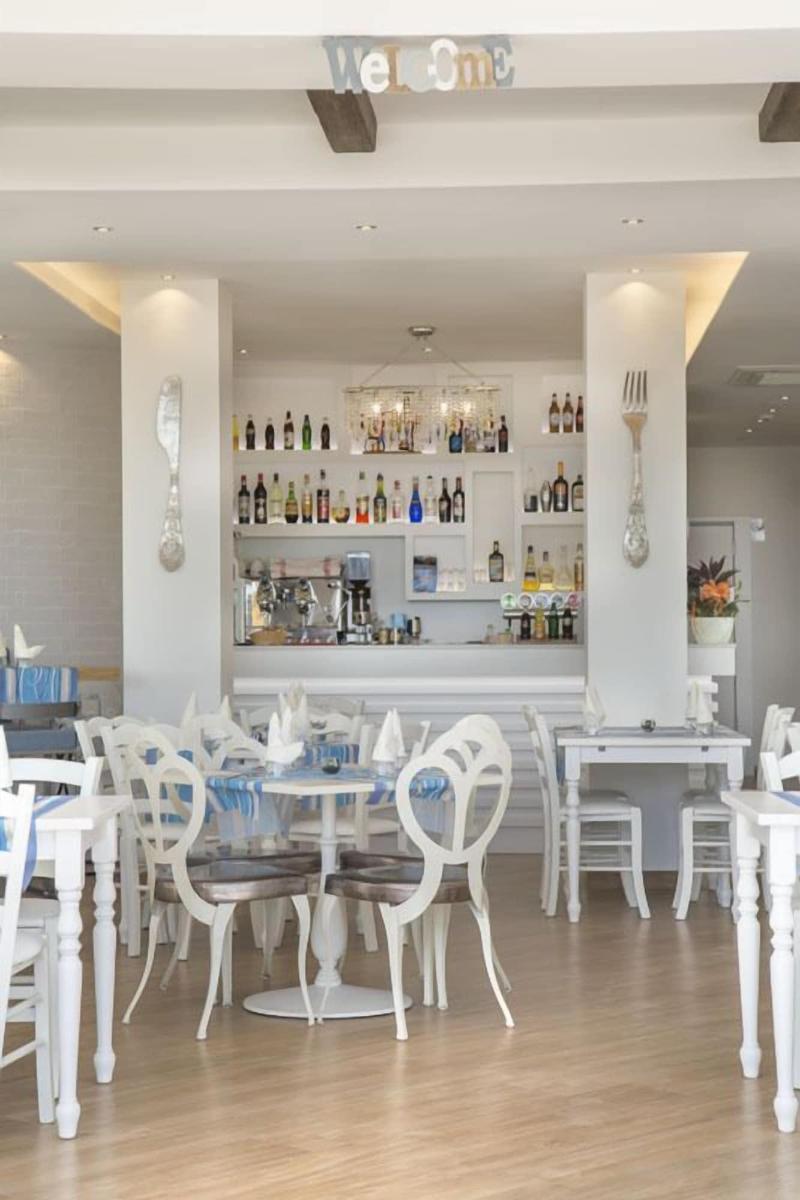 White Suite & Apartments image