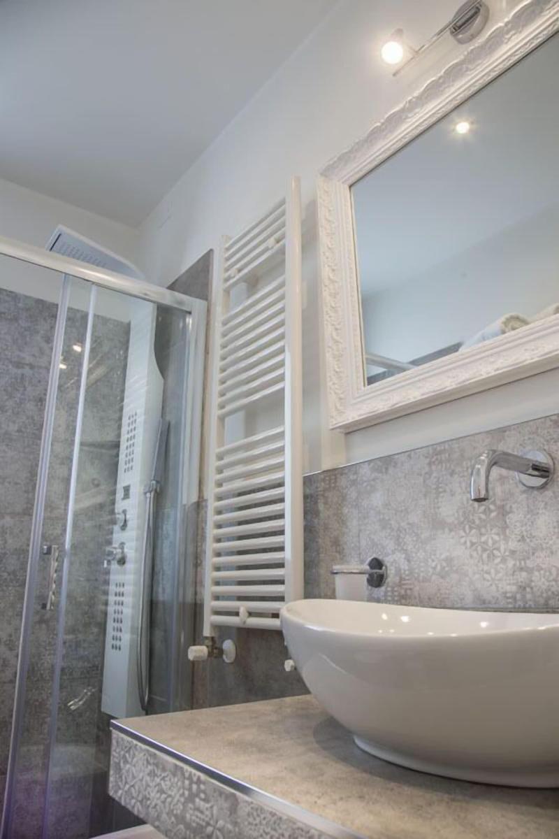 White Suite & Apartments image