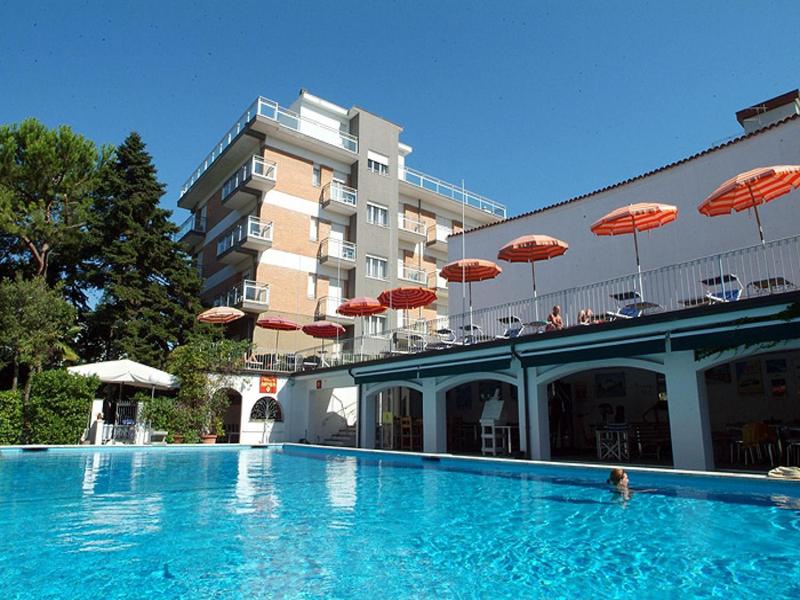 Hotel Nautic B&B image