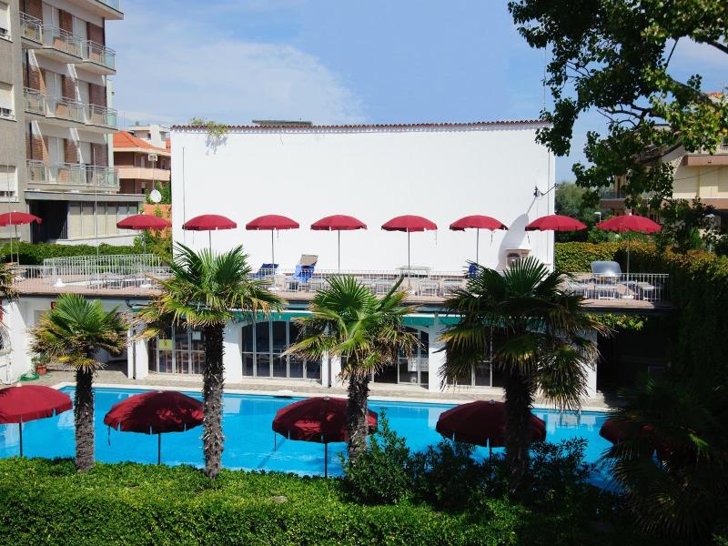 Hotel Nautic B&B image