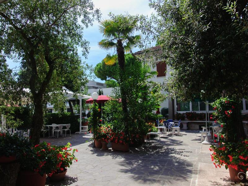 Hotel Nautic B&B — general view