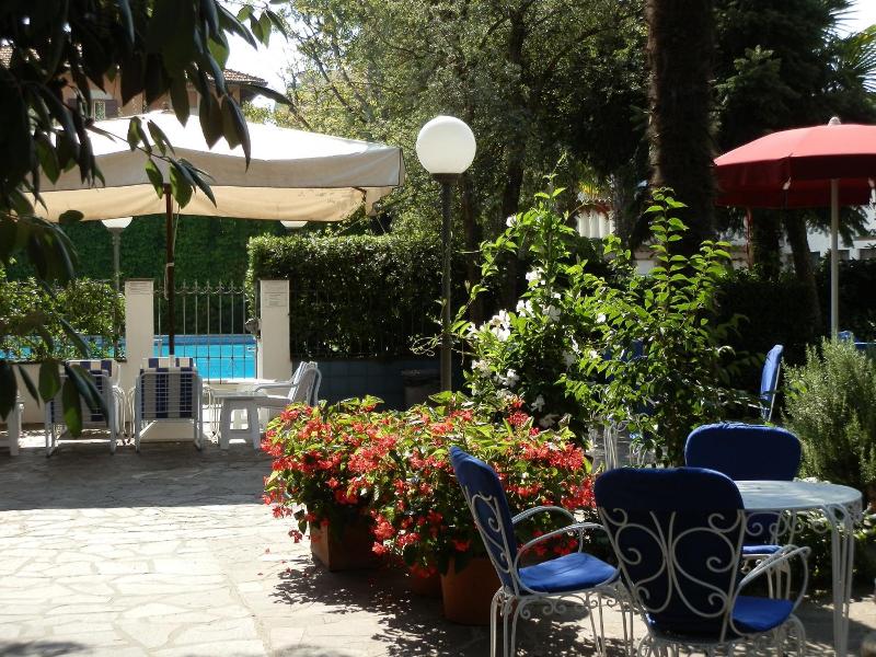 Hotel Nautic B&B image