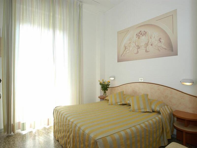 Hotel Derby image