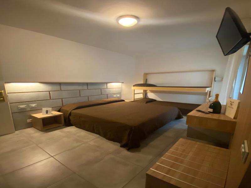 Hotel Major image