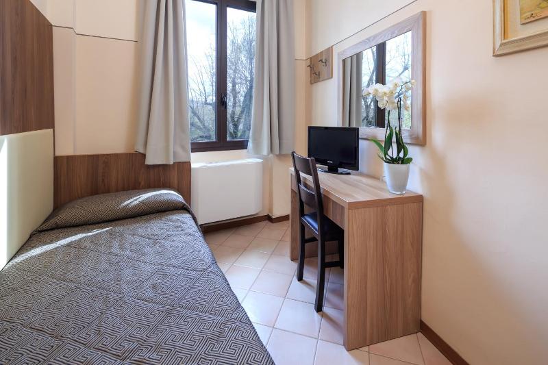 Hotel Arno Bellariva image