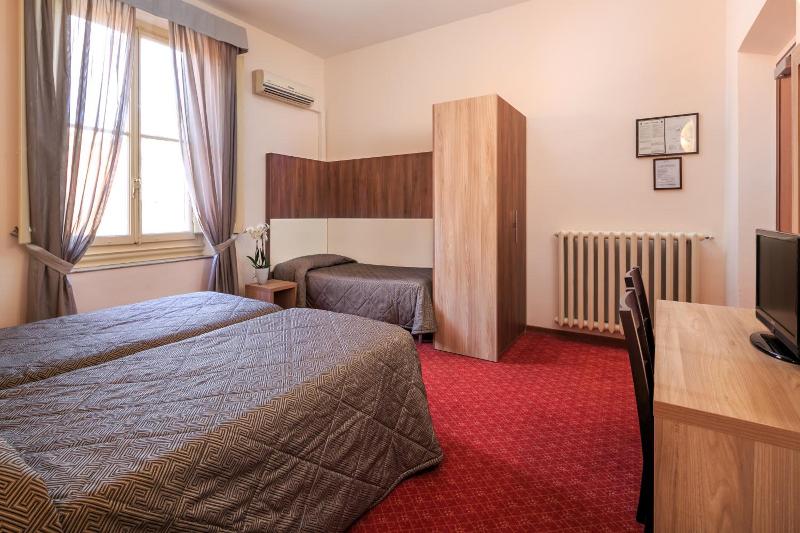 Hotel Arno Bellariva image