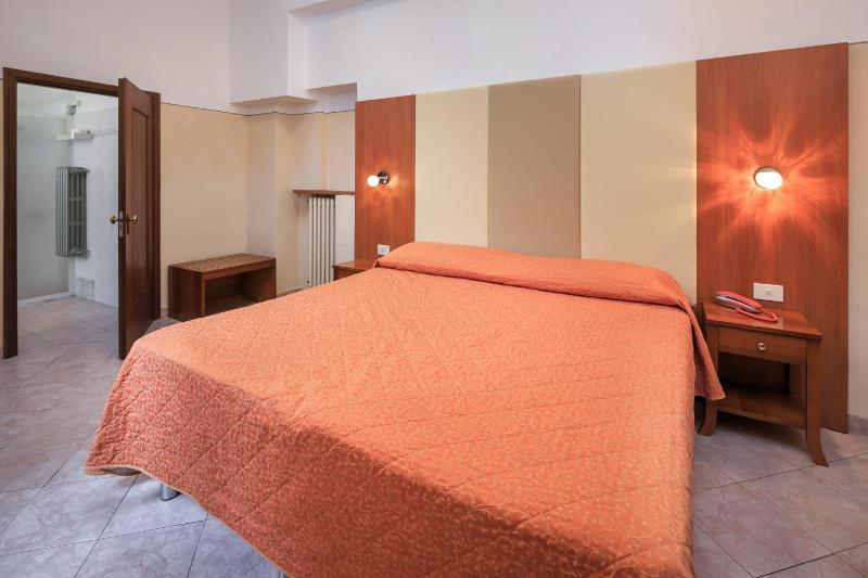 Hotel Arno Bellariva image