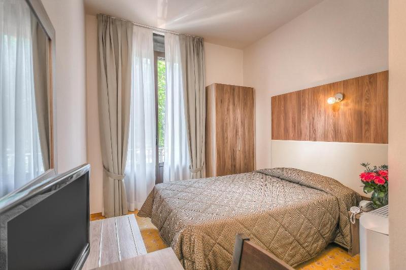 Hotel Arno Bellariva image