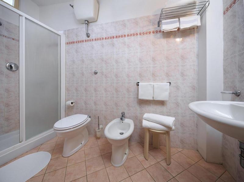 Hotel Arno Bellariva image