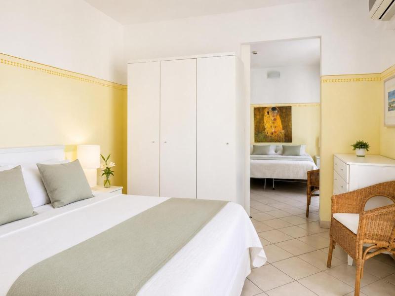 Hotel Club I Pini Residenza d'Epoca image