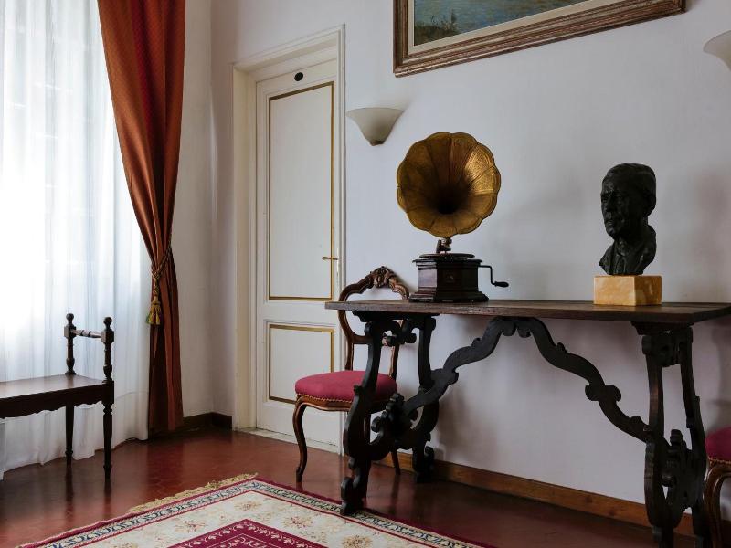 Hotel Club I Pini Residenza d'Epoca image