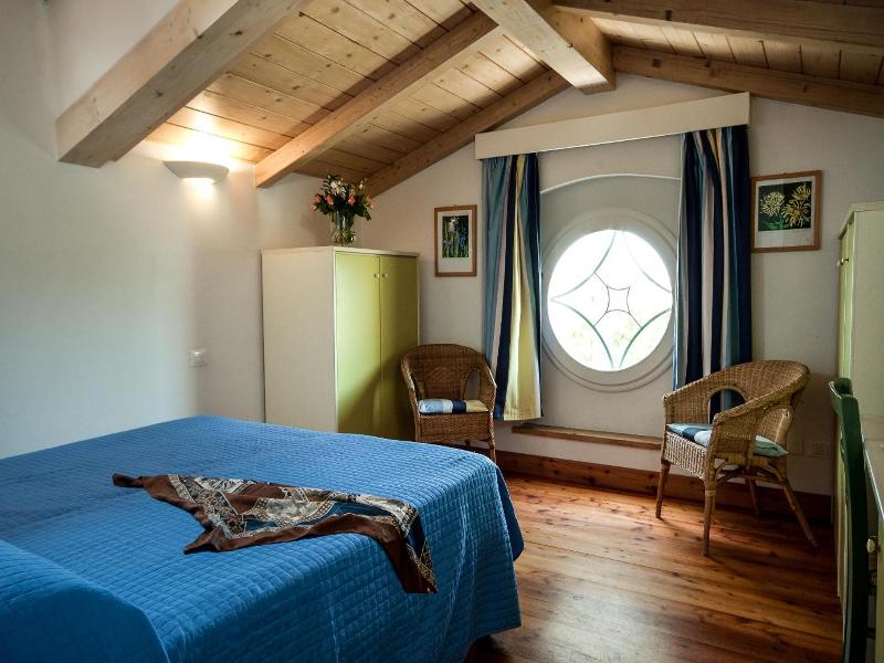 Hotel Club I Pini Residenza d'Epoca image