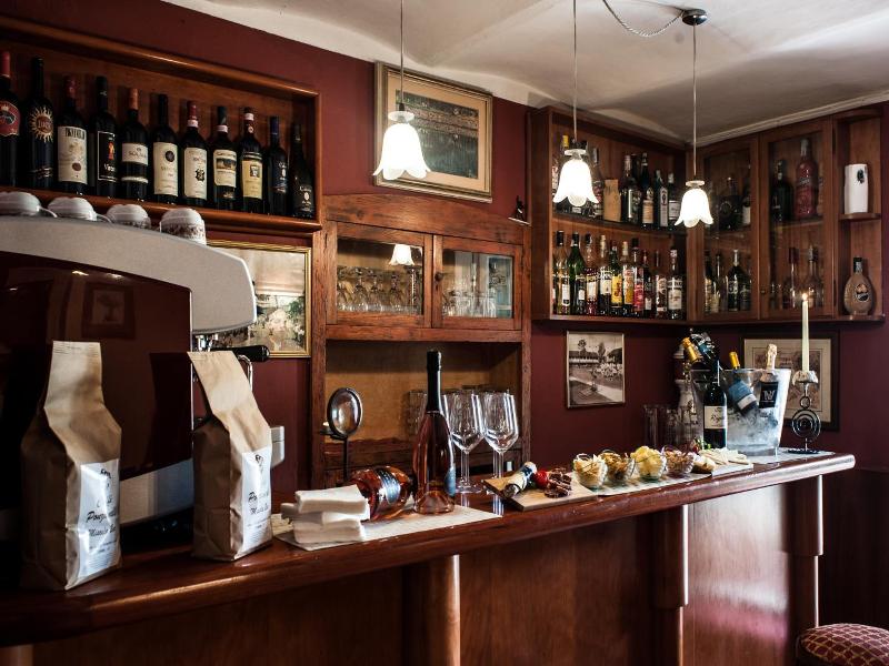 Hotel Club I Pini Residenza d'Epoca image