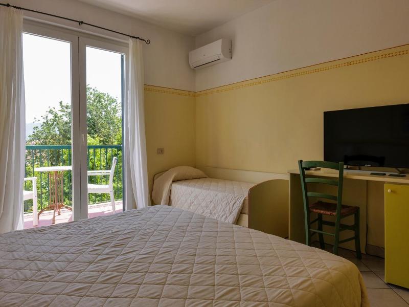 Hotel Club I Pini Residenza d'Epoca image