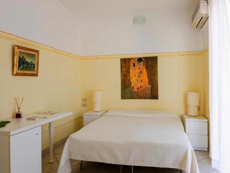 Hotel Club I Pini Residenza d'Epoca image