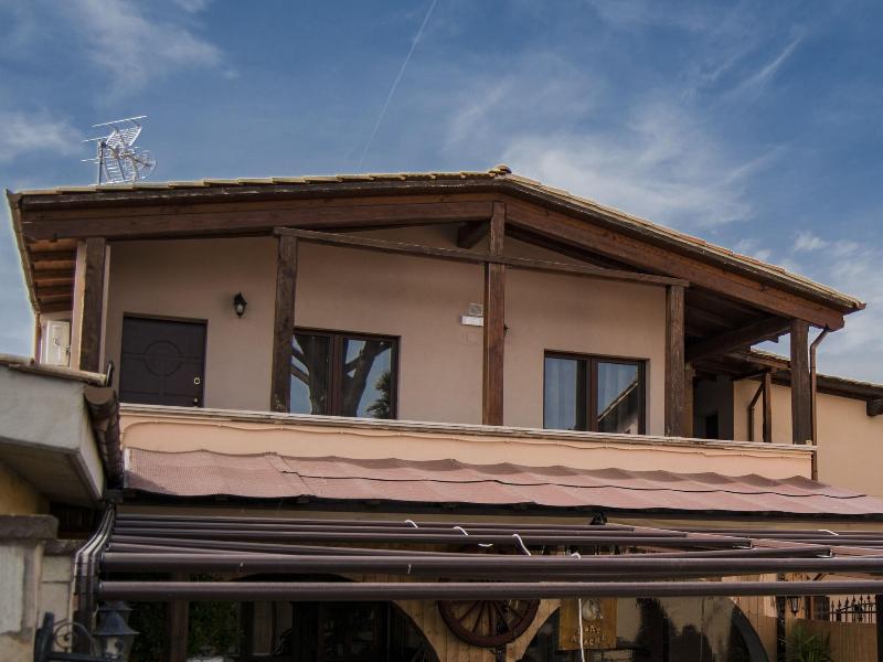 Sleep And Go Hotel image