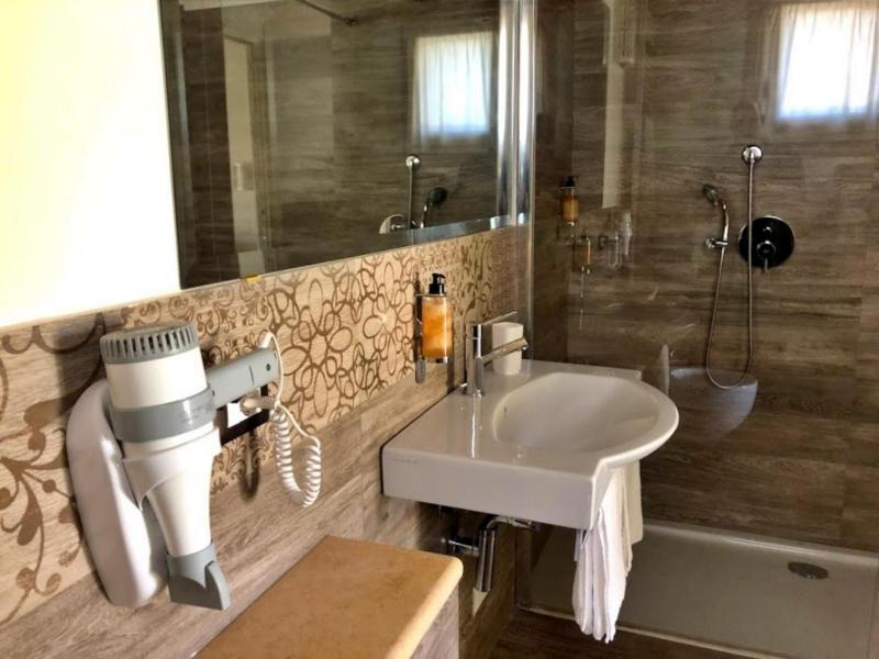 Inghirios Wellness Country Resort image
