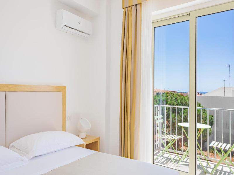 Hotel Vega — general view