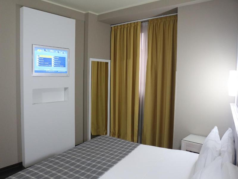 Hotel Garibaldi image