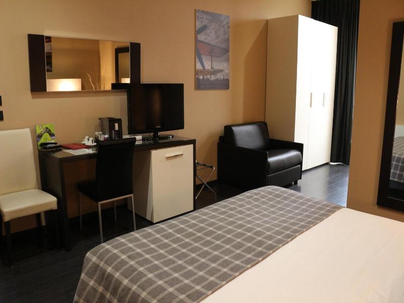 Hotel Garibaldi image