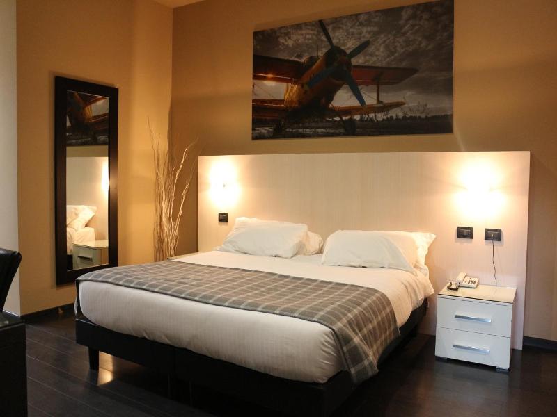 Hotel Garibaldi image