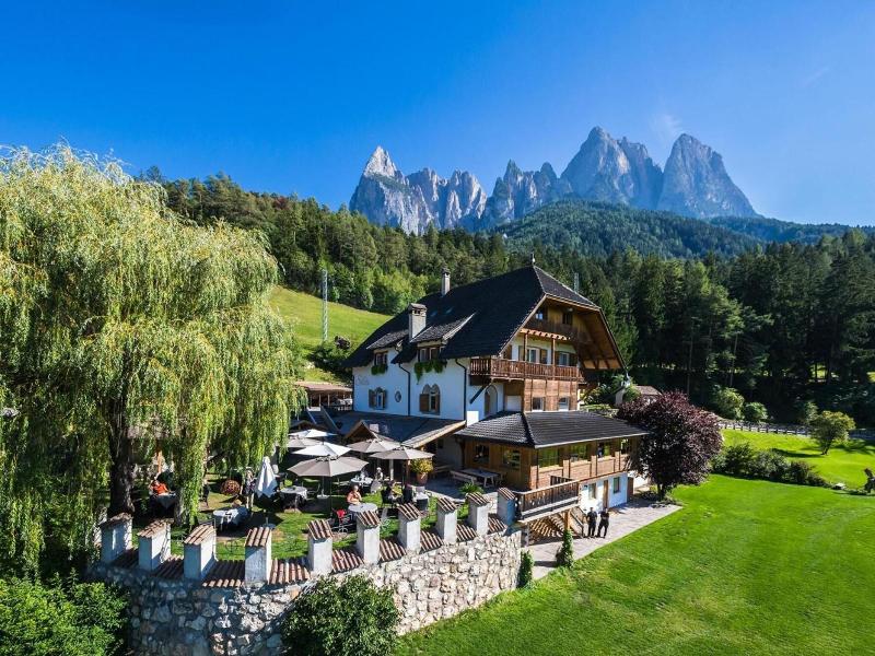 Golf Hotel Sonne image