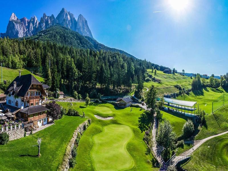 Golf Hotel Sonne image