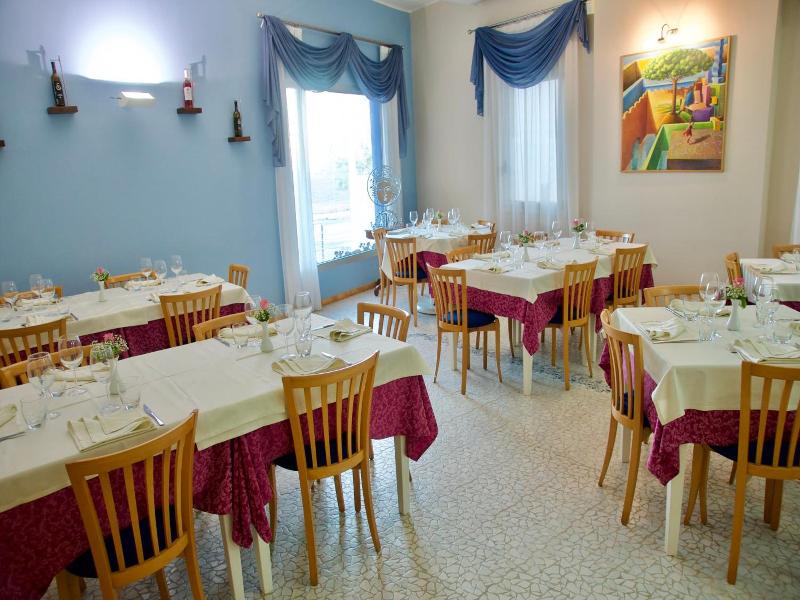 Hotel Teti image
