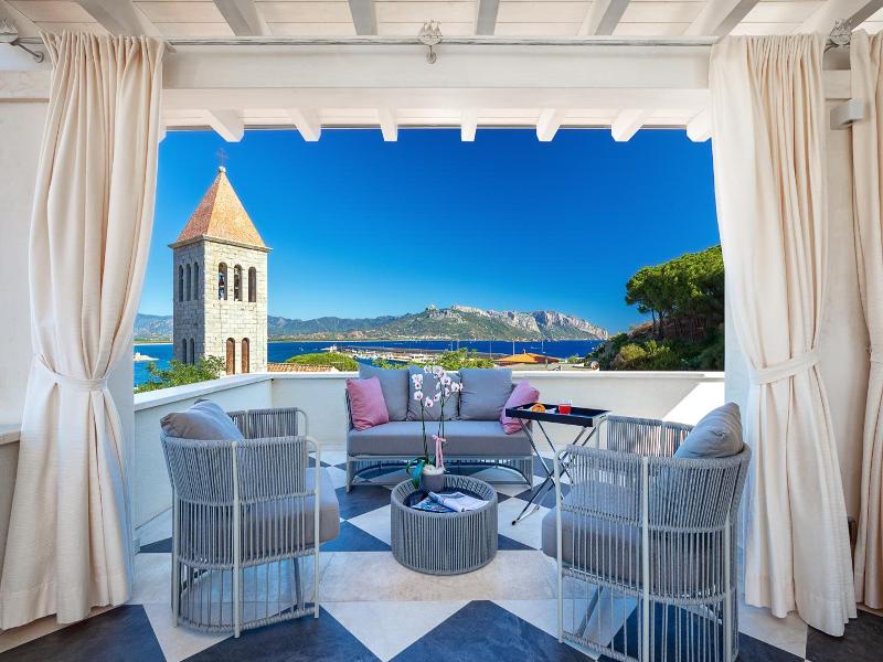 Raphael Hotel image