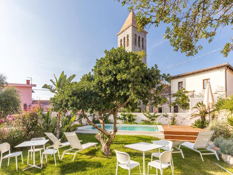 Raphael Hotel image