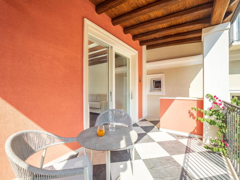 Raphael Hotel image