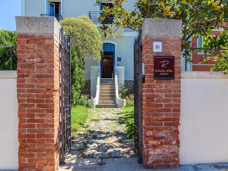 Raphael Hotel image