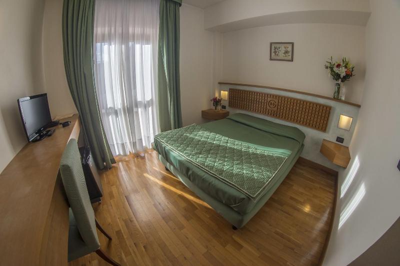 Hotel Ghibellino image