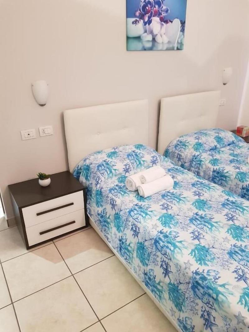 Hotel Daisy image