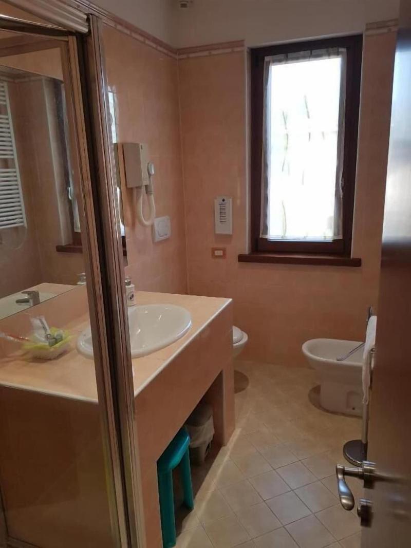 Hotel Daisy image