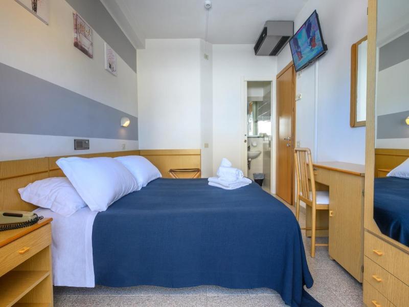 Hotel Villa Lina image