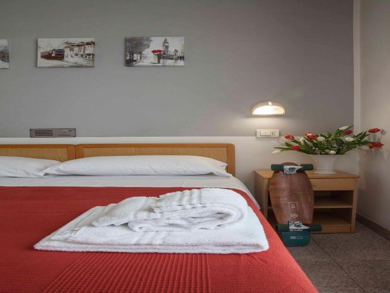 Hotel Villa Lina image