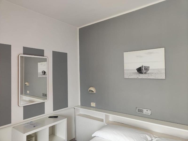 Hotel Villa Lina image