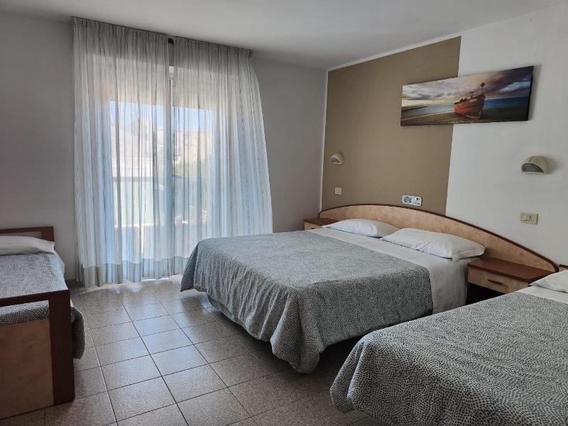 Hotel Villa Lina image